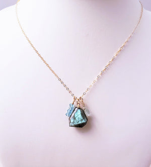 Labradorite Cluster of Gemstone Charm Drops Necklace on Gold-Filled Chain. NEW.
